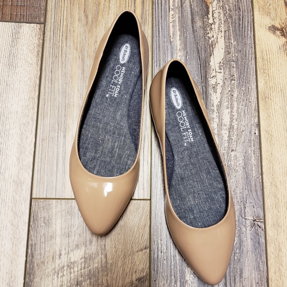 NWT DrScholls Really Sand Flats